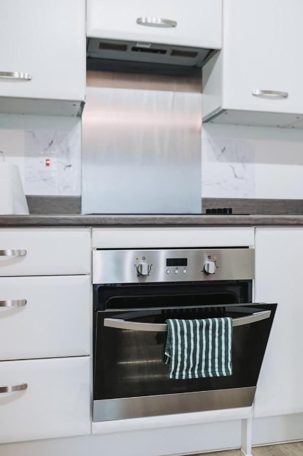 Appartement Deluxe 2 Bed Flat In Patchway Near Aztec West And Cribbs Causeway Bristol Extérieur photo